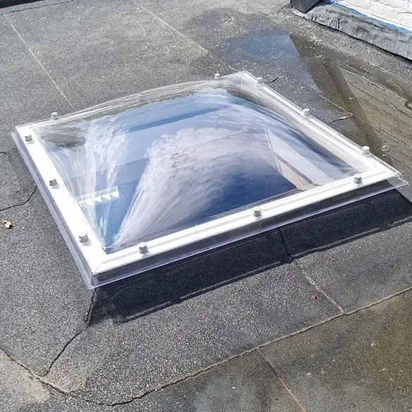 Lichtkoepel Acrylaat Bolvormig Driewandig Helder