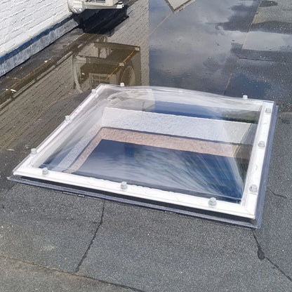 Lichtkoepel bolvormig 50 × 50 cm | polycarbonaat vierwandig